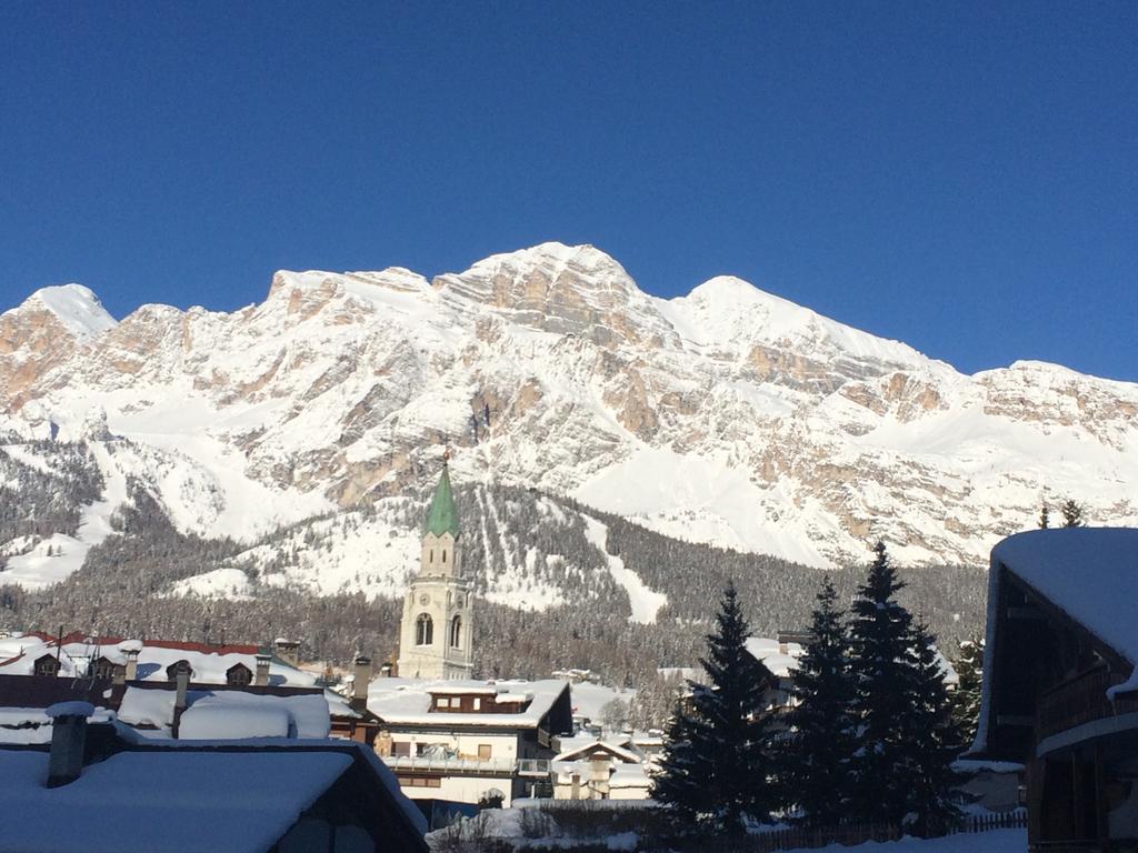 Meuble Villa Neve Cortina d'Ampezzo Exterior photo